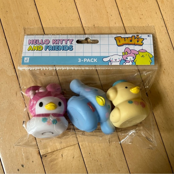 Hello Kitty & Friends Duckz Set of 3 Rubber Ducks MELODY CINNAMOROLL Pompom - Picture 1 of 4